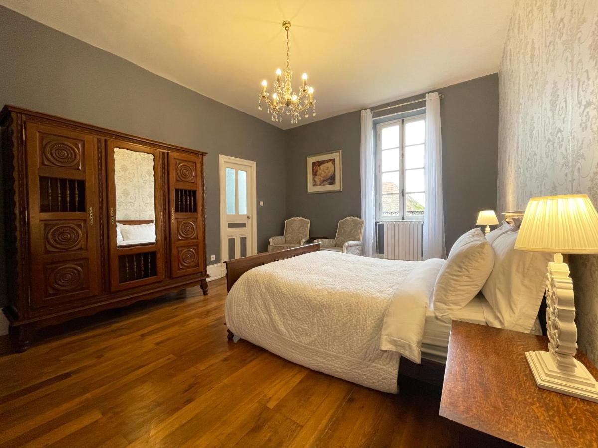 Chateau De Bruges Lapeyrouse Εξωτερικό φωτογραφία